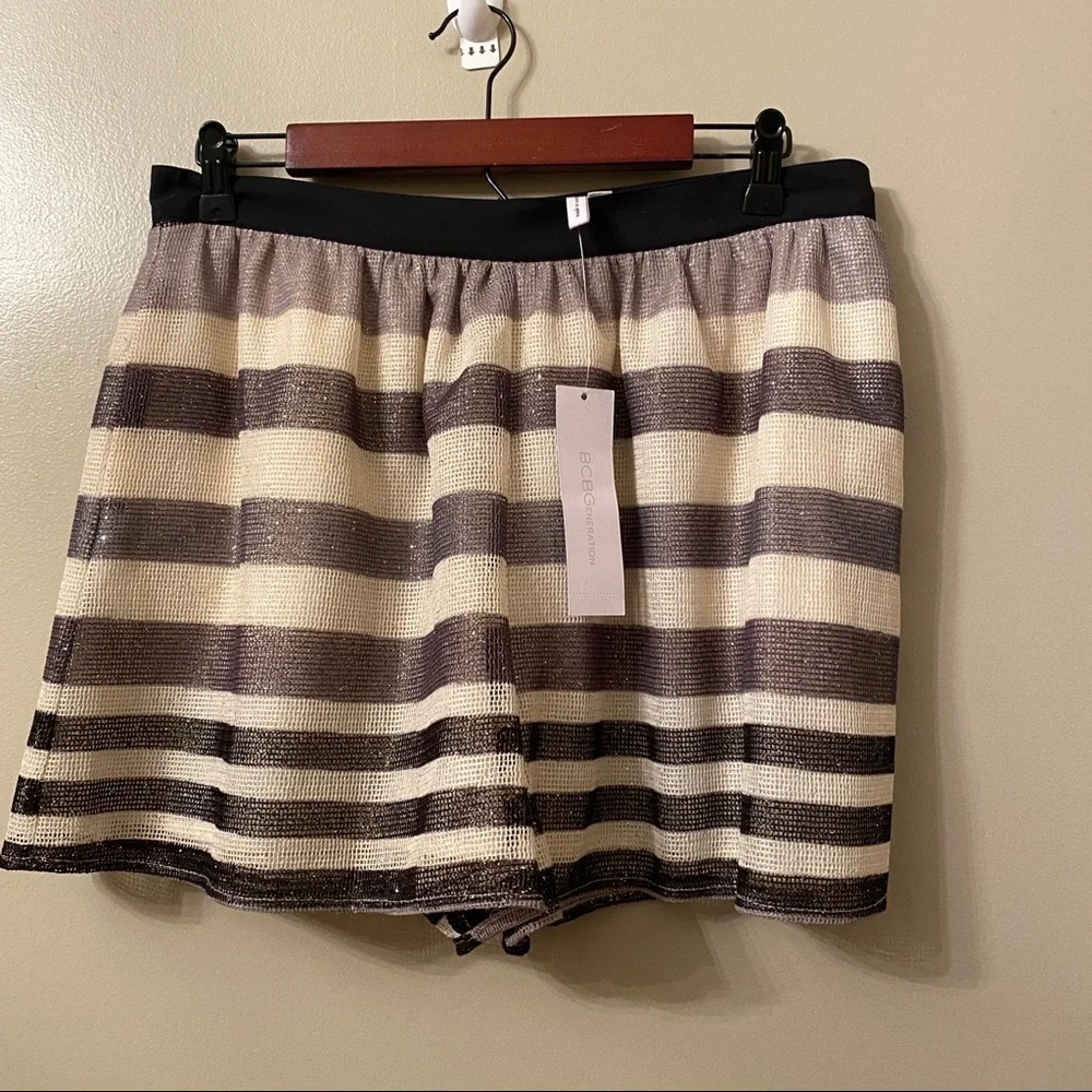 BCBGeneration‎ - Picture 7 of 7